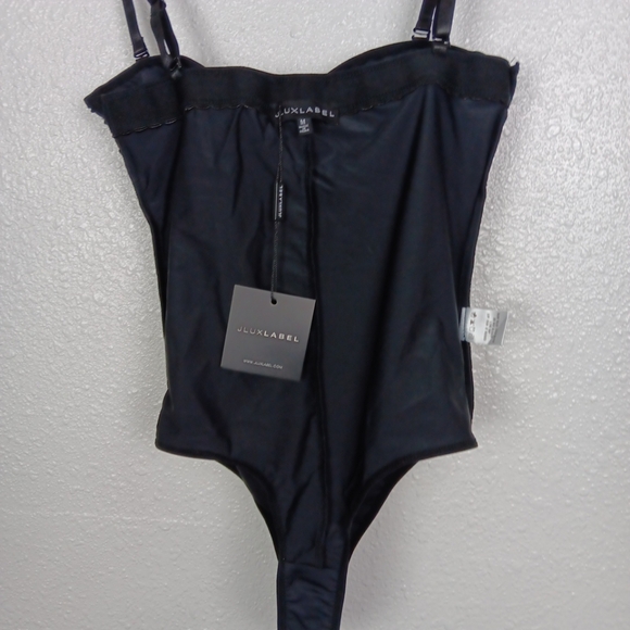 JLuxLabel Bodysuit Black Size Medium Padding Removable Straps Thong NWT - Picture 11 of 16